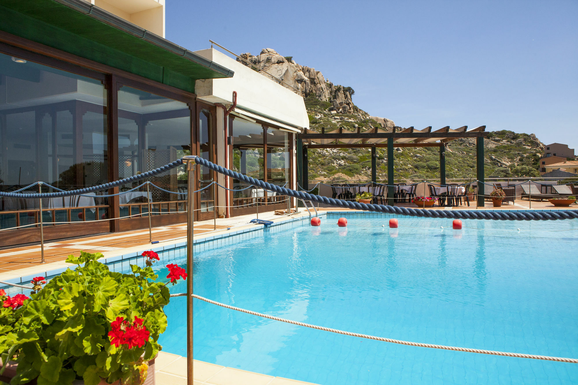 Hotel Miralonga La Maddalena  Exteriör bild